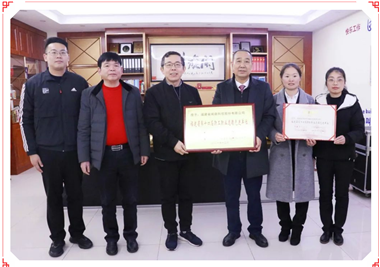 閩旋科技再添佳績，泉州市總工會黨組書記、常務(wù)副主席韓衛(wèi)華一行蒞臨指導(dǎo)工作
